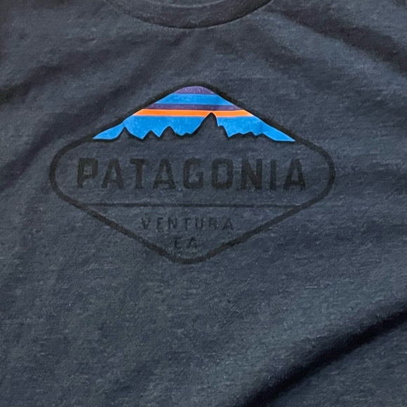 Patagonia Ventura CA Aqua Blue Short Sleeve Logo Shirt Men Size XXL Slim Fit - Picture 2 of 3